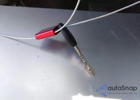 2007 Pontiac Grand Prix Gxp z USA, uszkodzony, nr VIN 2G2WC55CX71161962